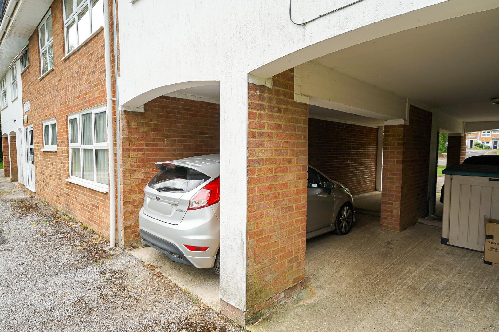 Grasmere Way, Linslade, Leighton Buzzard Quarters Estate Agents